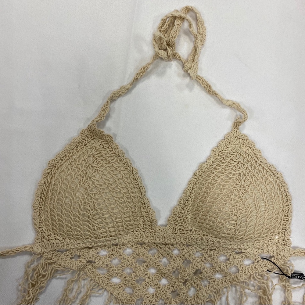 Knitted Halter Crop Top - Picture 2 of 6